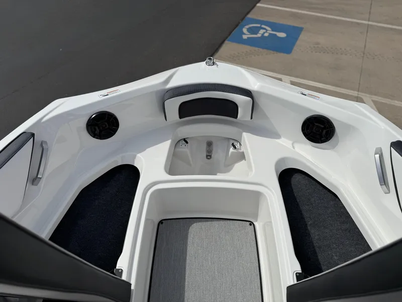 Slide: The Image of Yamaha AR195 2025 - 55