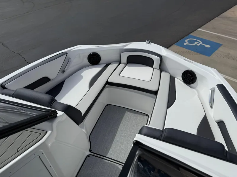 Slide: The Image of Yamaha AR195 2025 - 56