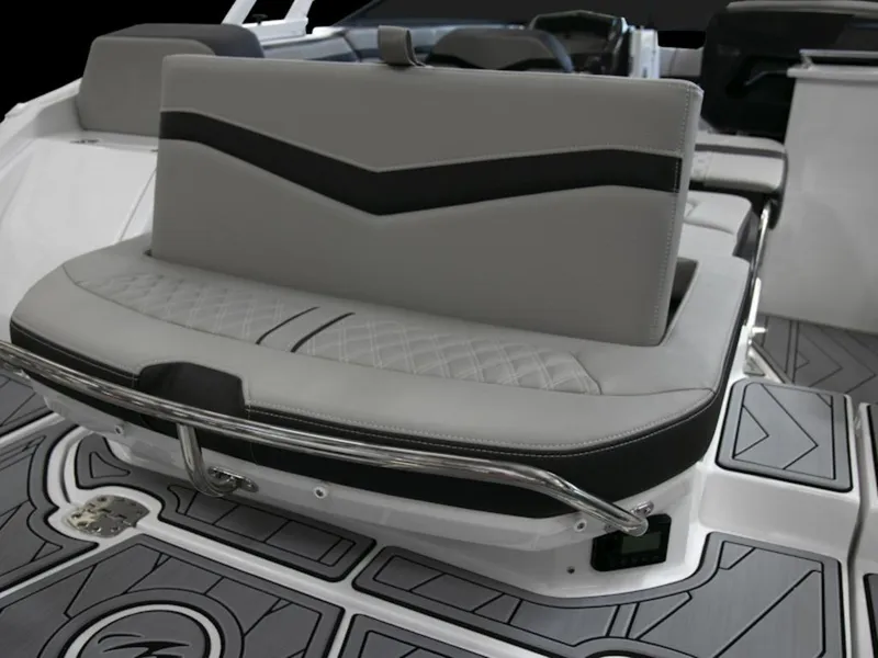 Slide: The Image of Monterey 258SS Super Sport 2025 - 8