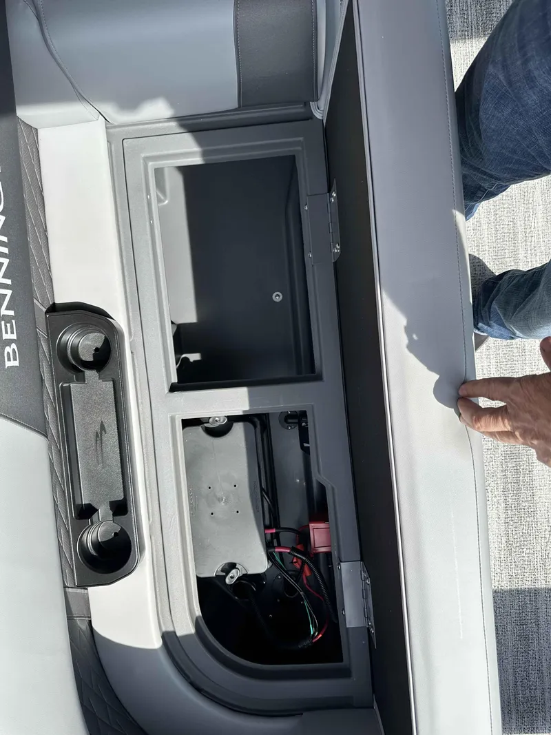 Slide: The Image of Bennington 23S SR 2025 - 10