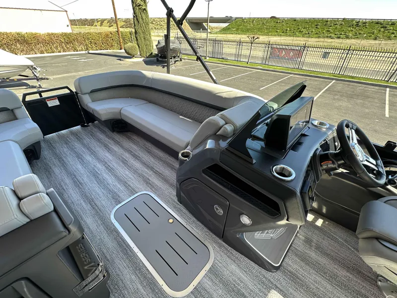 Slide: The Image of Bennington 24 MFB 2025 - 16