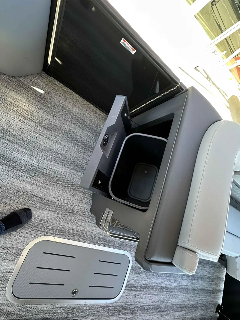 Slide: The Image of Bennington 24 MFB 2025 - 19