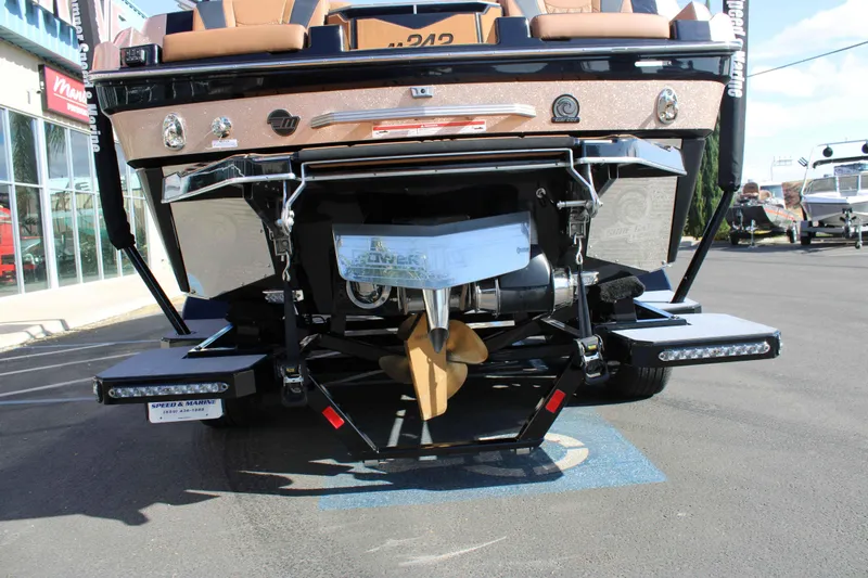 Slide: The Image of Malibu M242 2025 - 3