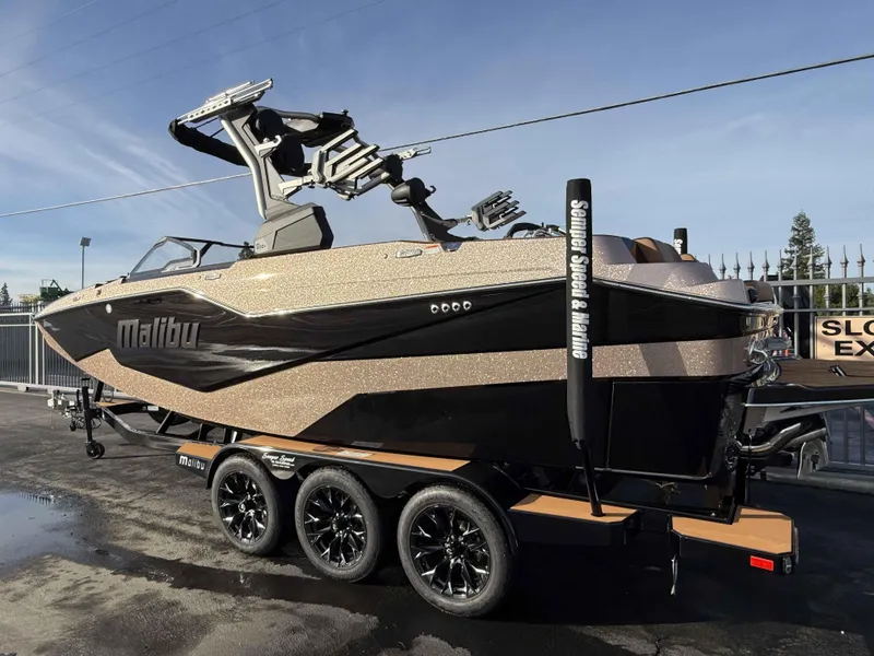 Slide: The Image of Malibu M242 2025 - 37