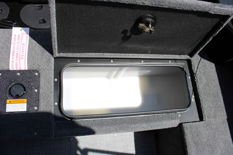 Slide: The Image of Alumacraft Competitor 205 Sport 2023 - 14