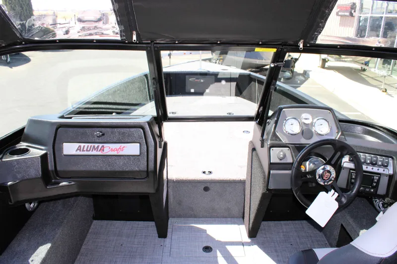 Slide: The Image of Alumacraft Competitor 205 Sport 2023 - 6