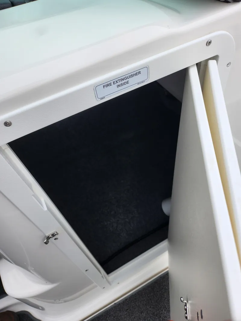 Slide: The Image of Yamaha 212X 2012 - 15