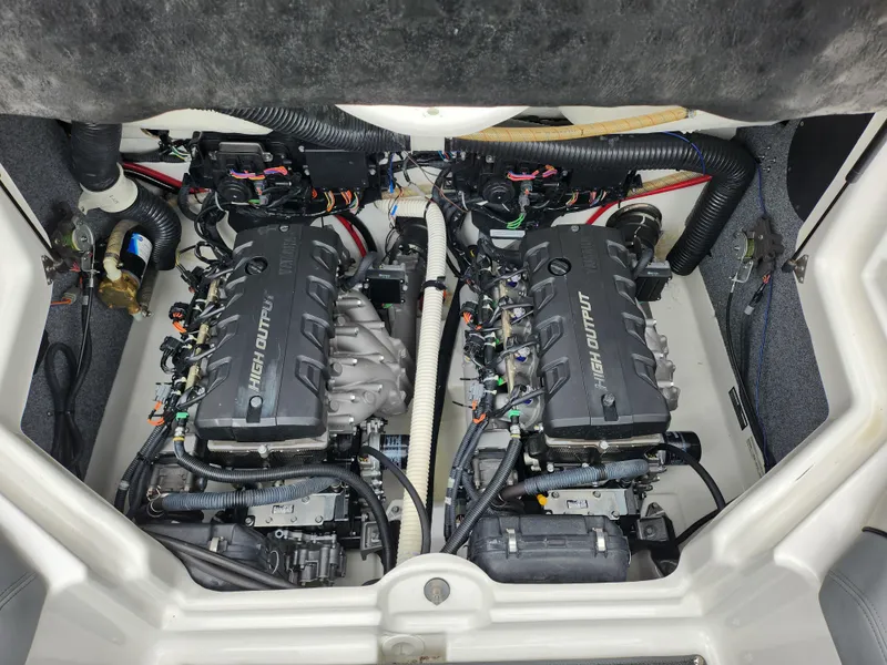 Slide: The Image of Yamaha 212X 2012 - 23