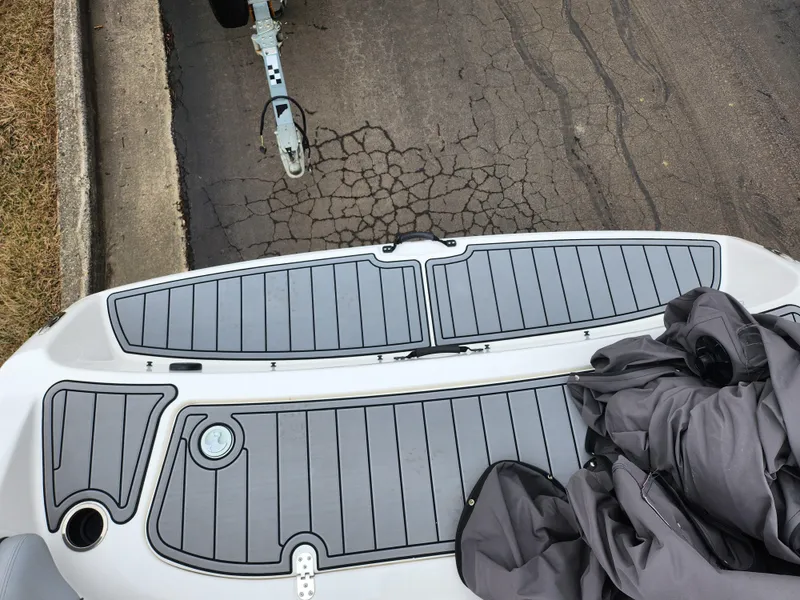 Slide: The Image of Yamaha 212X 2012 - 24