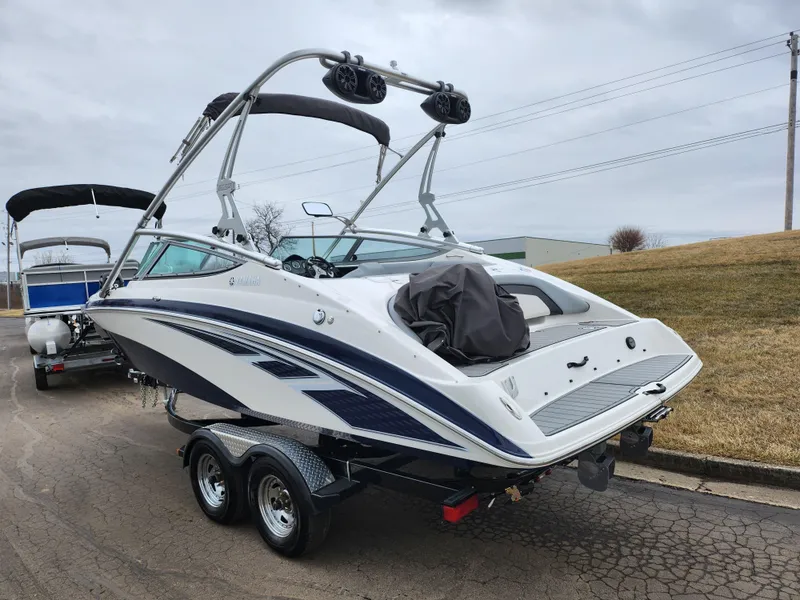 Slide: The Image of Yamaha 212X 2012 - 3