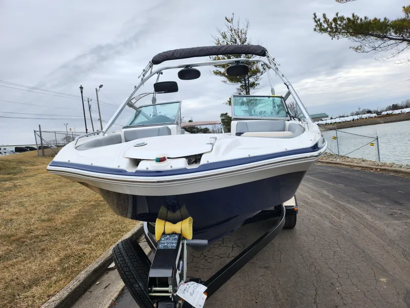 Slide: The Image of Yamaha 212X 2012 - 6