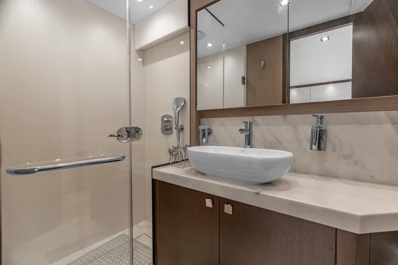 Slide: The Image of Luxurious interior of 2019 Sunseeker Manhattan 66 yacht with modern design and spacious layout. - 14