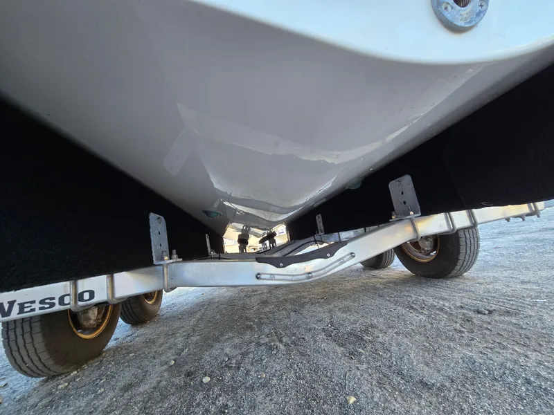 Slide: The Image of Sea Hunt Ultra 255 SE 2022 - 103