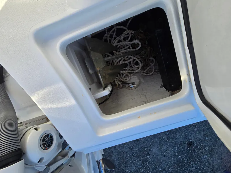 Slide: The Image of Sea Hunt Ultra 255 SE 2022 - 88