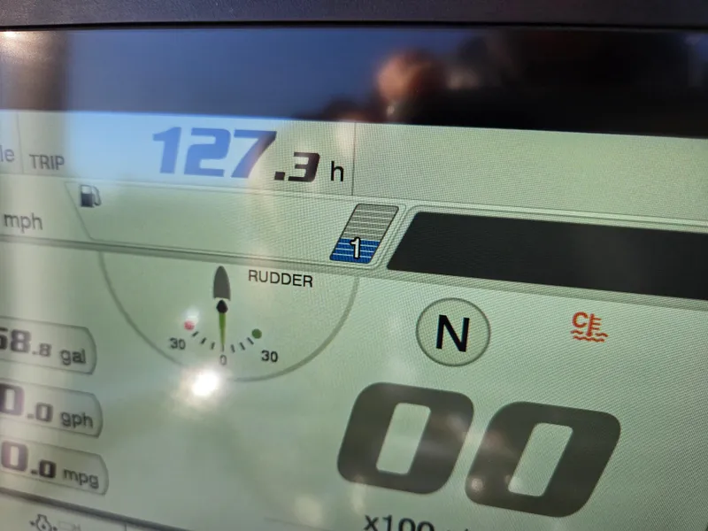 Slide: The Image of Sea Hunt Ultra 255 SE 2022 - 99