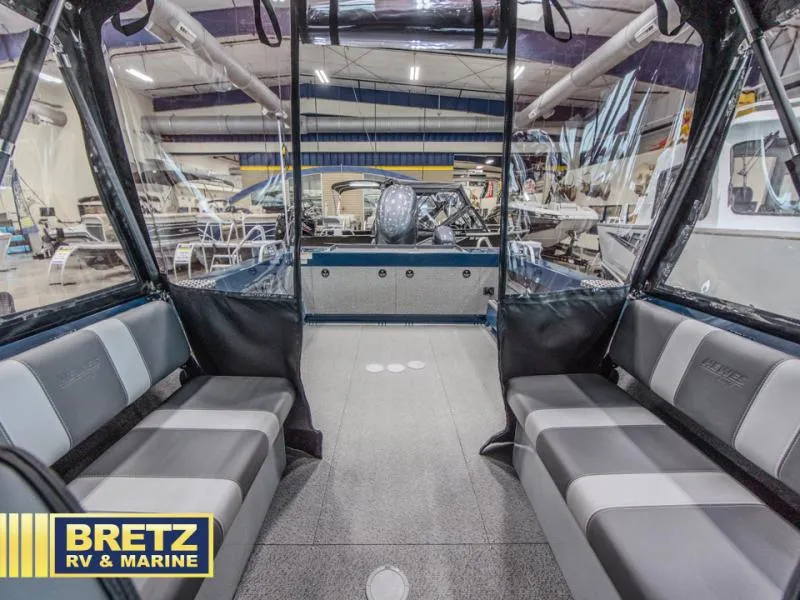 Slide: The Image of Pro 200 Pro V ET 2025 - 14