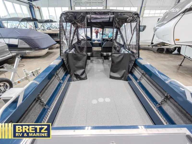 Slide: The Image of Pro 200 Pro V ET 2025 - 7