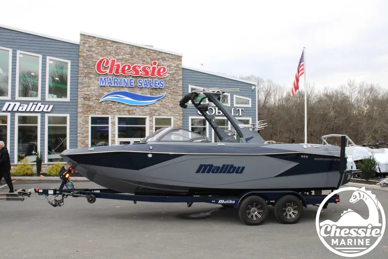 Slide: The Image of Malibu Wakesetter 23 LSV 2025 - 2