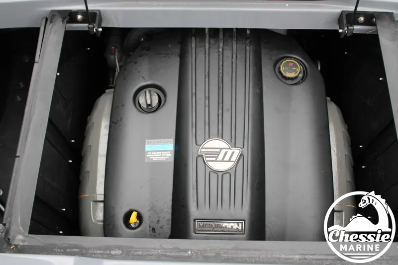 Slide: The Image of Malibu Wakesetter 23 LSV 2025 - 27