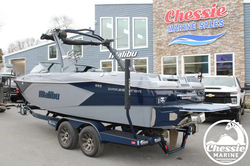 Slide: The Image of Malibu Wakesetter 23 LSV 2025 - 3