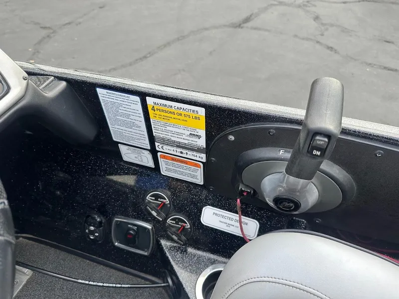 Slide: The Image of Control panel of a 2021 Nitro Z20 Pro boat with capacity labels. - 17