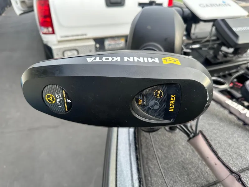 Slide: The Image of Minn Kota Ultrex motor on 2021 Nitro Z20 Pro boat, close-up view. - 21