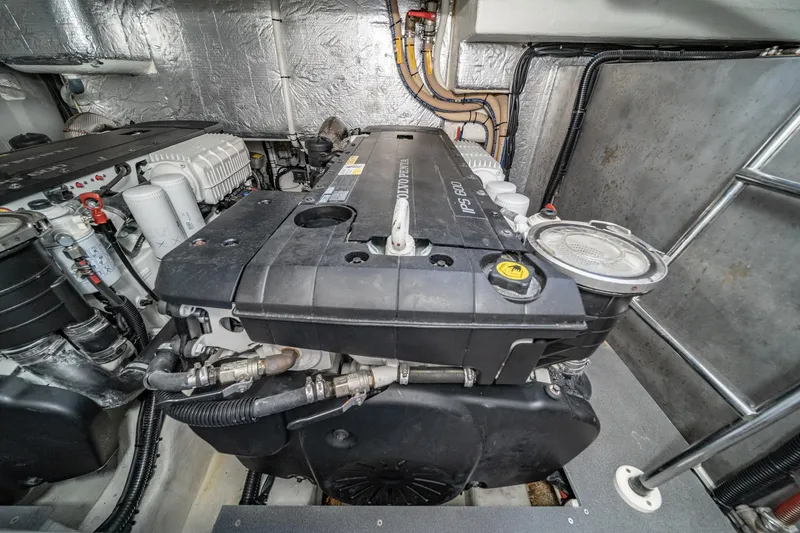 Slide: The Image of Absolute 45 FLY 2019 - 68