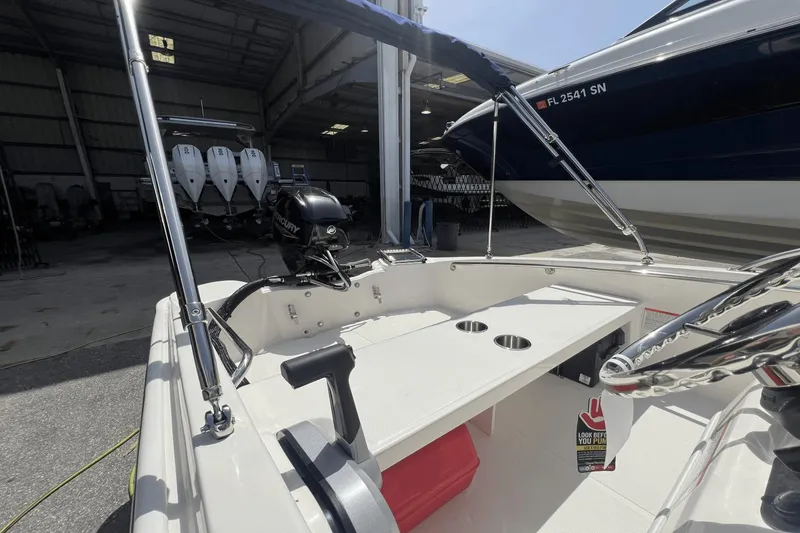 Slide: The Image of Boston Whaler 130 Super Sport 2025 - 8