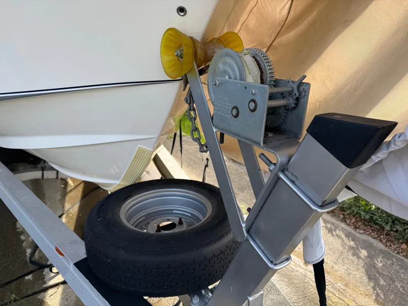 Slide: The Image of 2008 Seaswirl 2601 Walkaround I/O boat on trailer with winch and spare tire. - 17
