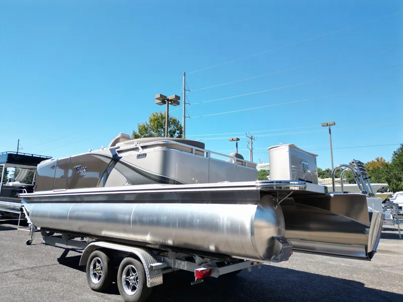 Slide: The Image of Tahoe LTZ QL21T 2024 - 8