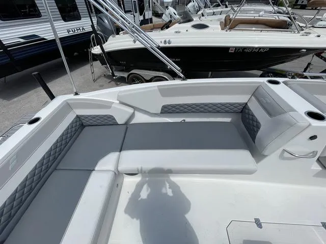 Slide: The Image of Starcraft SVX 171 OB 2025 - 11