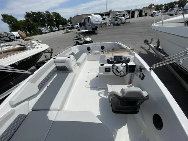 Slide: The Image of Starcraft SVX 171 OB 2025 - 5