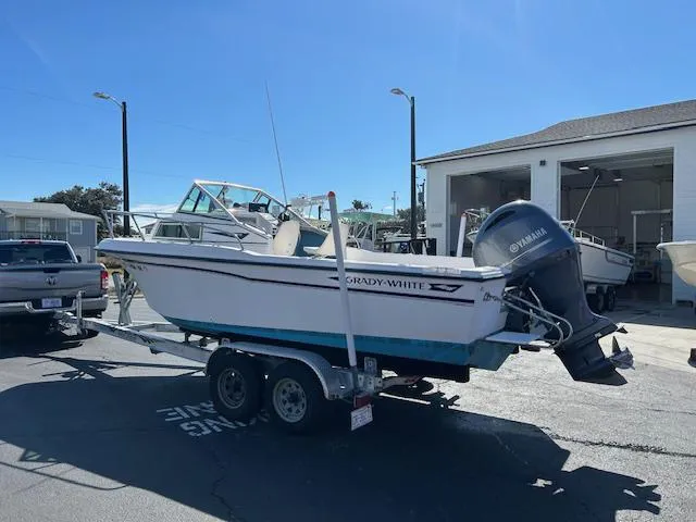 Slide: The Image of Grady-White 20 Overnighter 1988 - 3