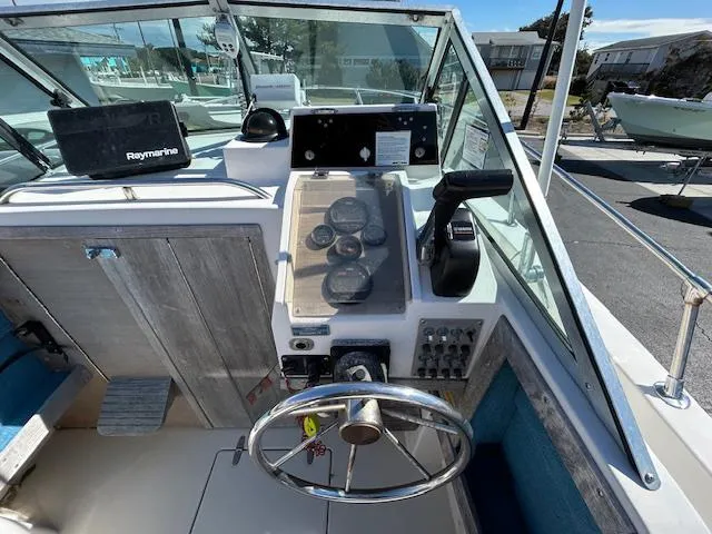 Slide: The Image of Grady-White 20 Overnighter 1988 - 9