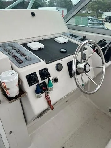 Slide: The Image of Pro-Line 295 Mid Cabin 1996 - 5