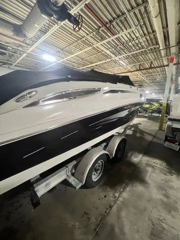 Slide: The Image of Sea Ray 260 Sundeck 2010 - 49