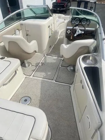 Slide: The Image of Sea Ray 260 Sundeck 2010 - 8