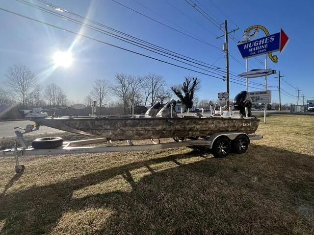 Slide: The Image of Excel CATFISH PRO 24 2017 - 2