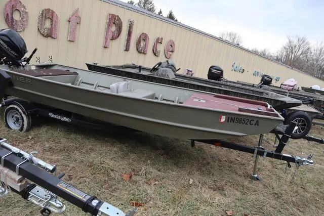 The Image of Crestliner CR 1648 2005 - 1