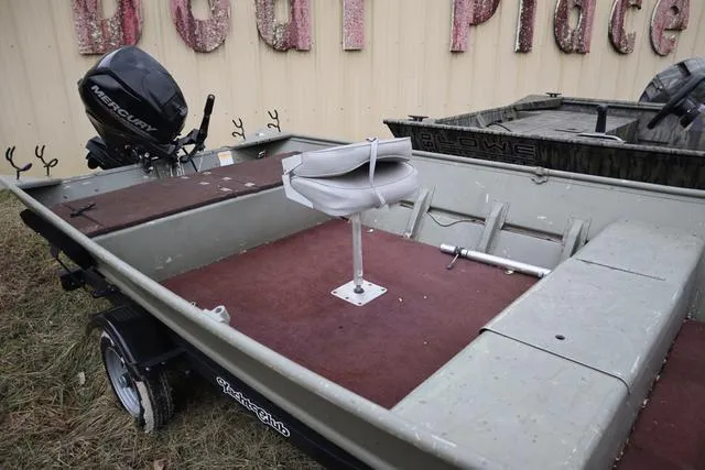 Slide: The Image of Crestliner CR 1648 2005 - 4