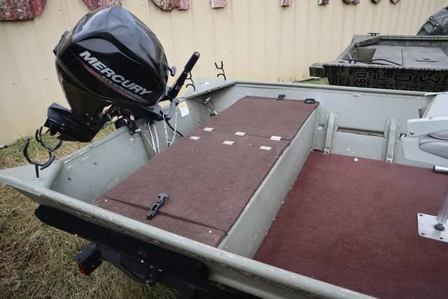 Slide: The Image of Crestliner CR 1648 2005 - 5