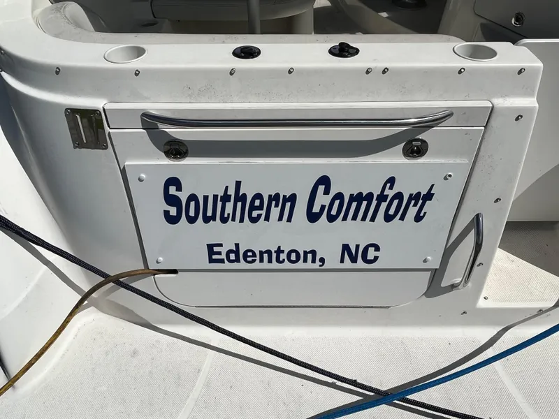 Slide: The Image of 2006 Bayliner 265 Cruiser named "Southern Comfort" docked in Edenton, NC. - 4