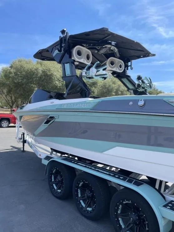 Centurion Ri245 2024 for Sale | MarineSource