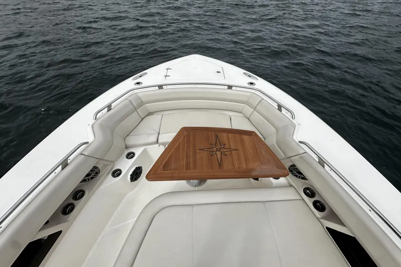 Slide: The Image of Boston Whaler 35 REALM 2021 - 21