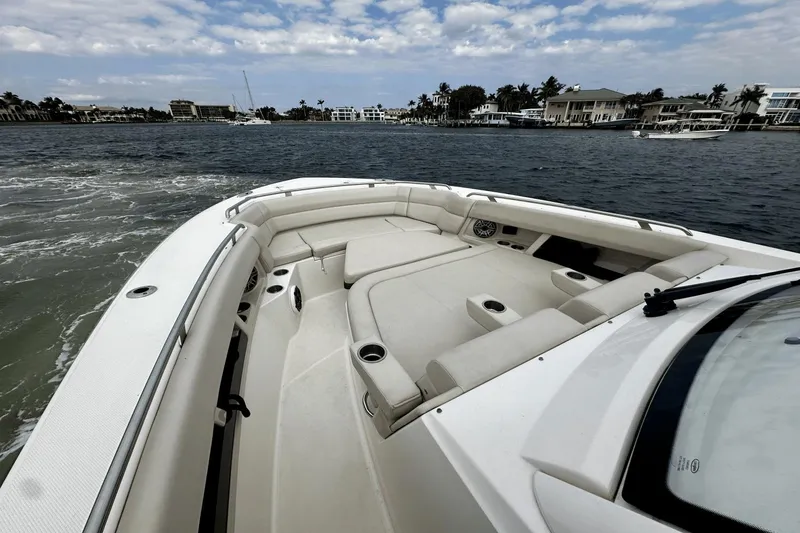 Slide: The Image of Boston Whaler 35 REALM 2021 - 22