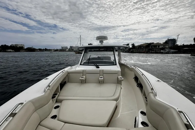 Slide: The Image of Boston Whaler 35 REALM 2021 - 23