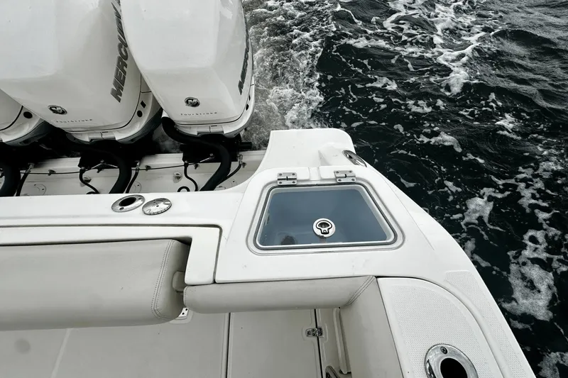 Slide: The Image of Boston Whaler 35 REALM 2021 - 30