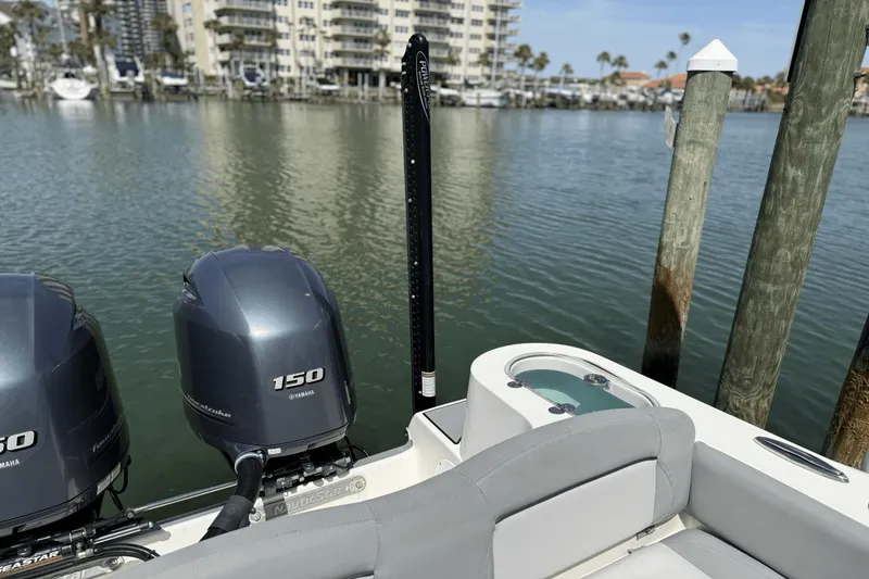 Slide: The Image of NauticStar 2602 Legacy 2021 - 11