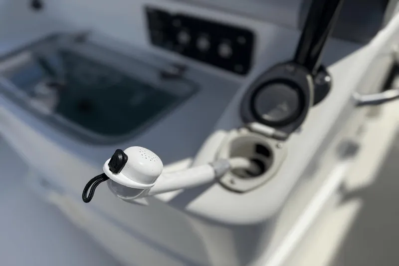 Slide: The Image of NauticStar 2602 Legacy 2021 - 23