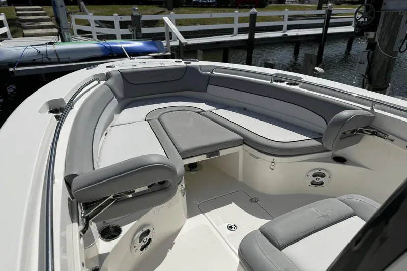 Slide: The Image of NauticStar 2602 Legacy 2021 - 39